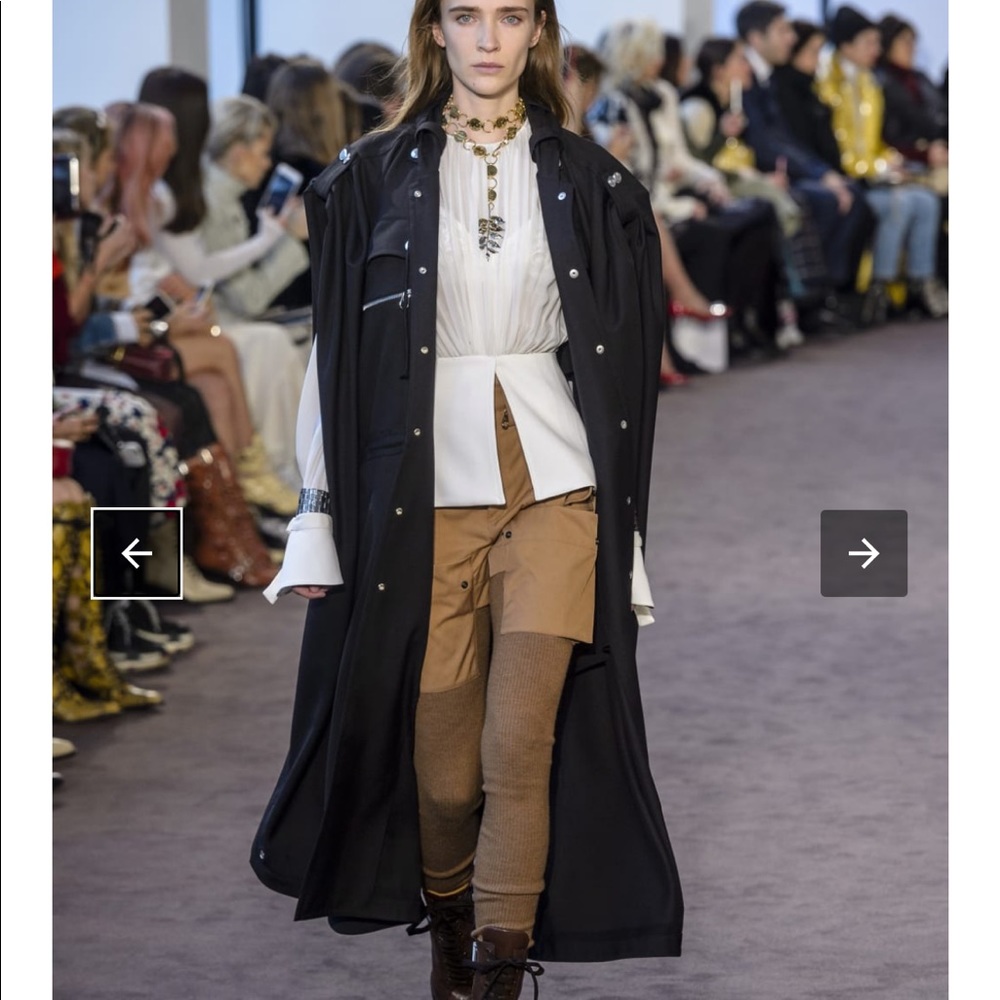 Chloe fall 2018 collection gabardine cape jacket